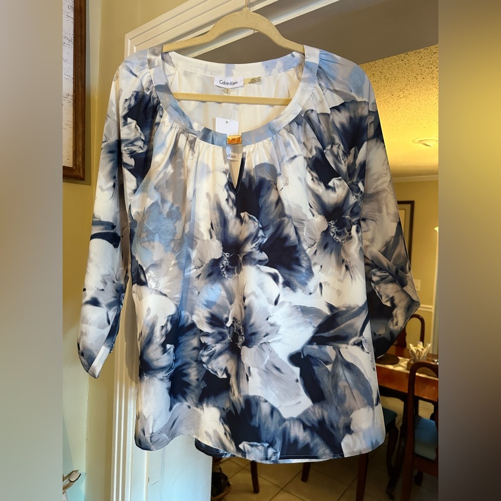 NWT Calvin Klein Floral Blouse Size L